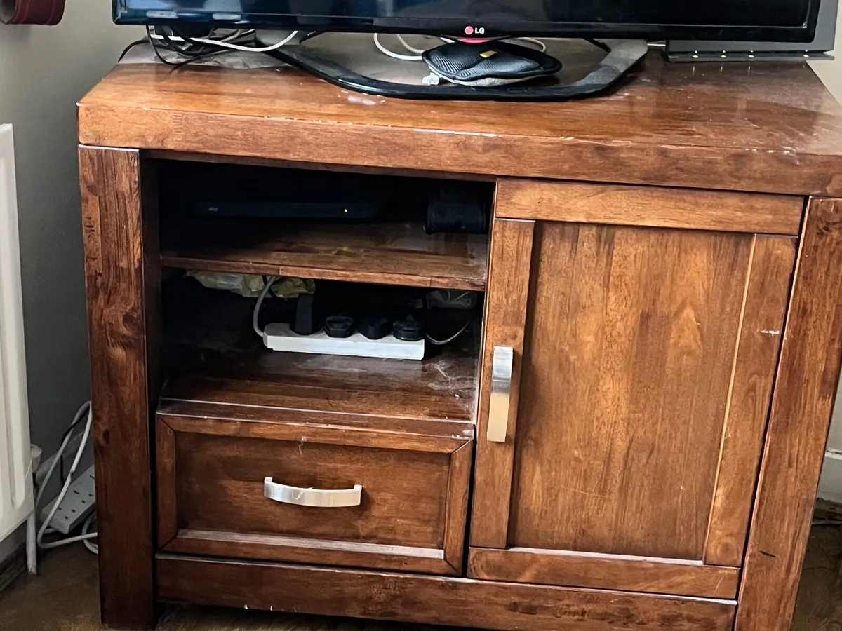 Tv Stand and matching shelve unit - Image 2