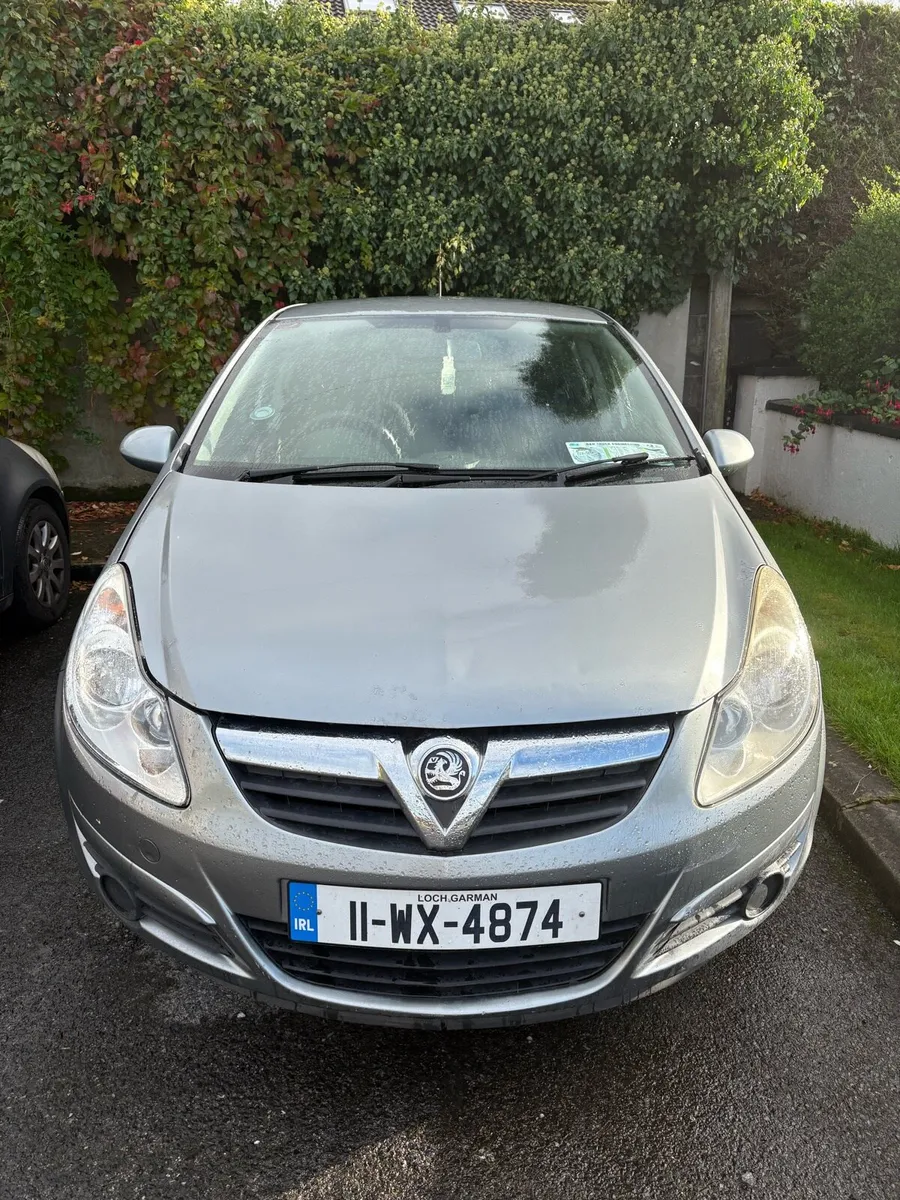 Opel Corsa- 2011- 94.000 km - Image 1