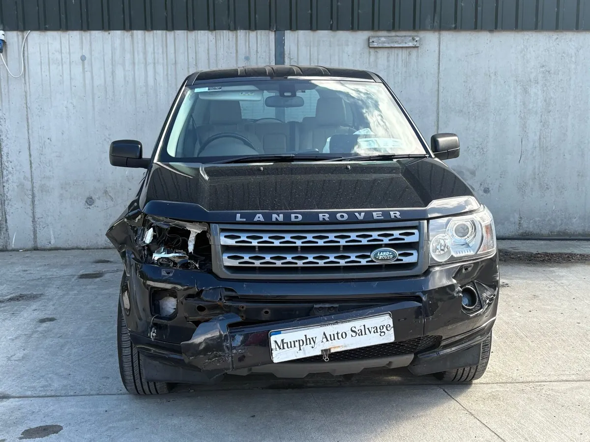 2011 Land Rover Freelander parts - Image 1