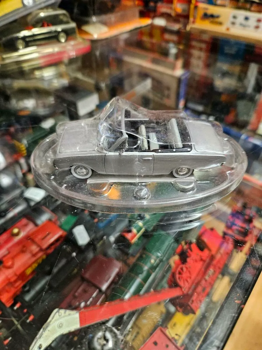 Corgi Atlas T Bird - Image 2