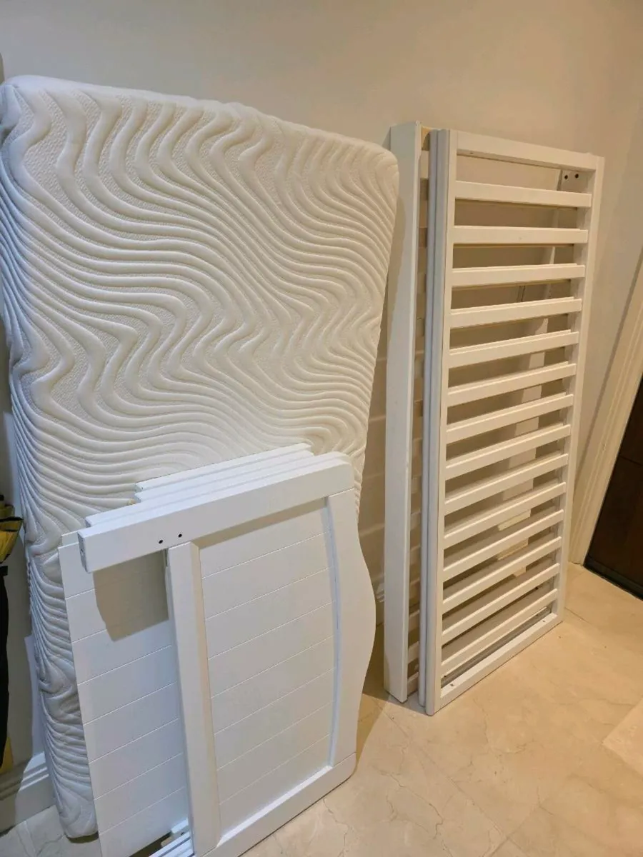 Cot bed - Image 3