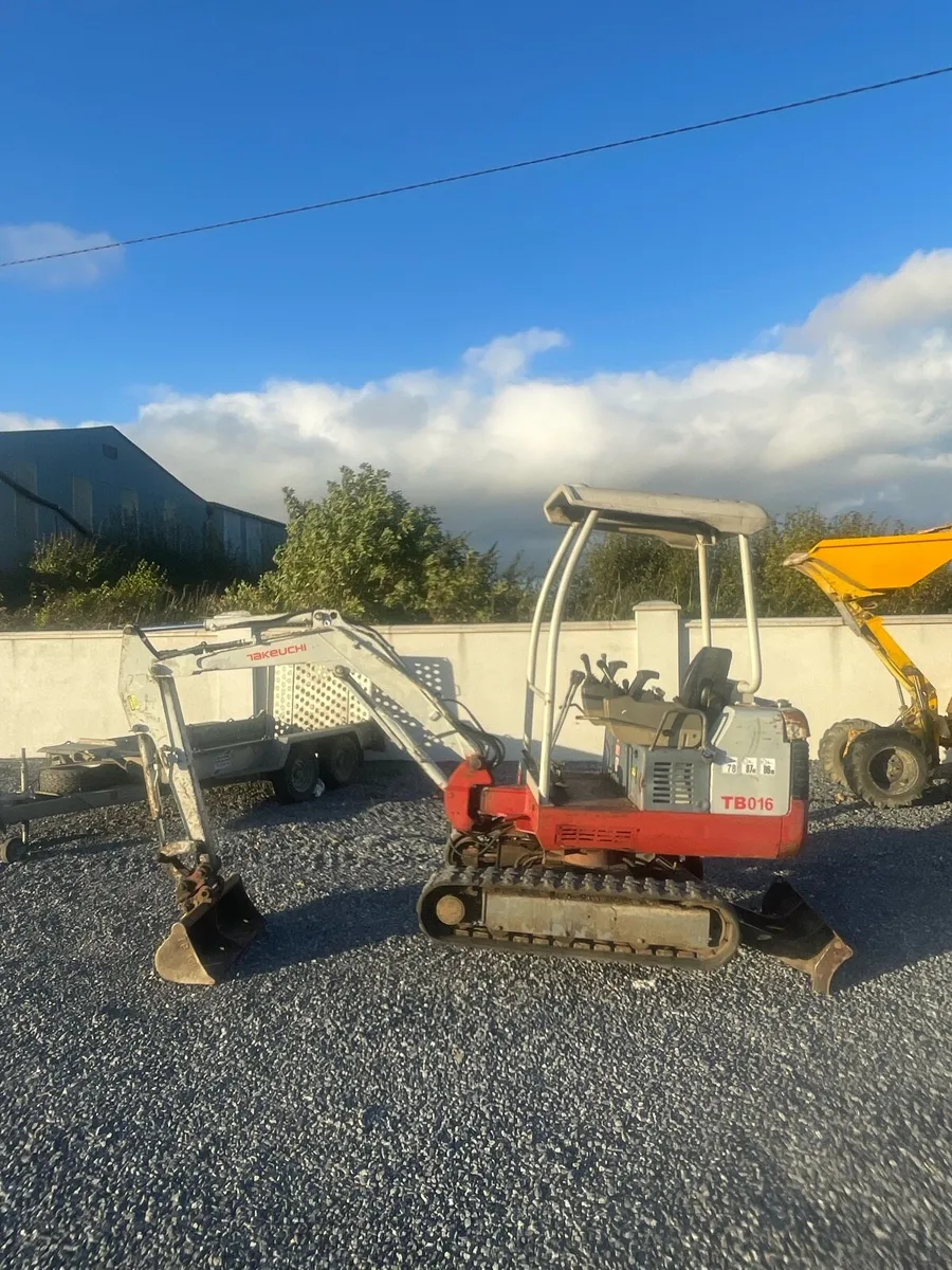 takeuchi tb016 digger - Image 1