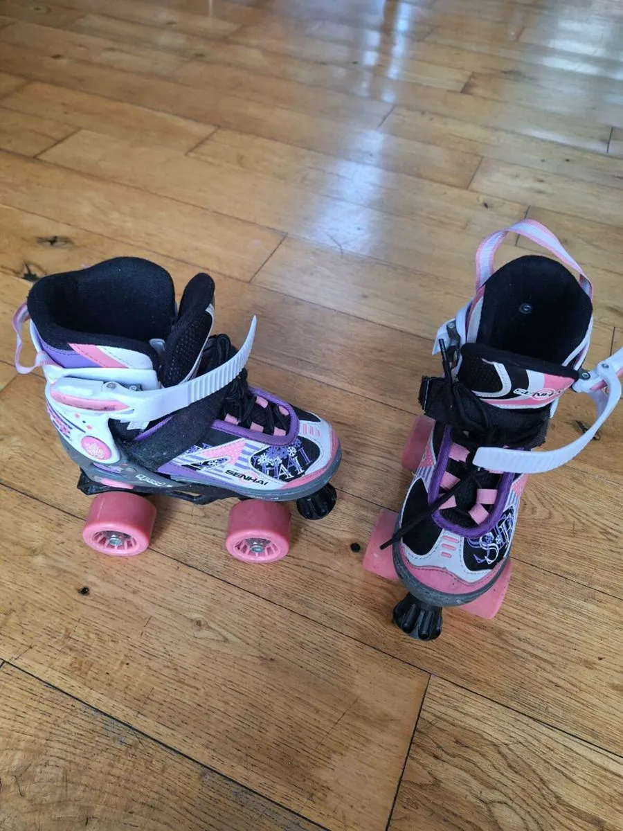 Roller Boot Skates child size 11-14 (29-32) - Image 2