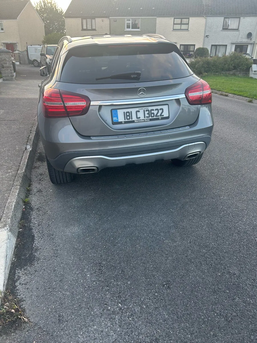 Mercedes GLA 200d PREMIUM+SPORT AUTO - Image 3