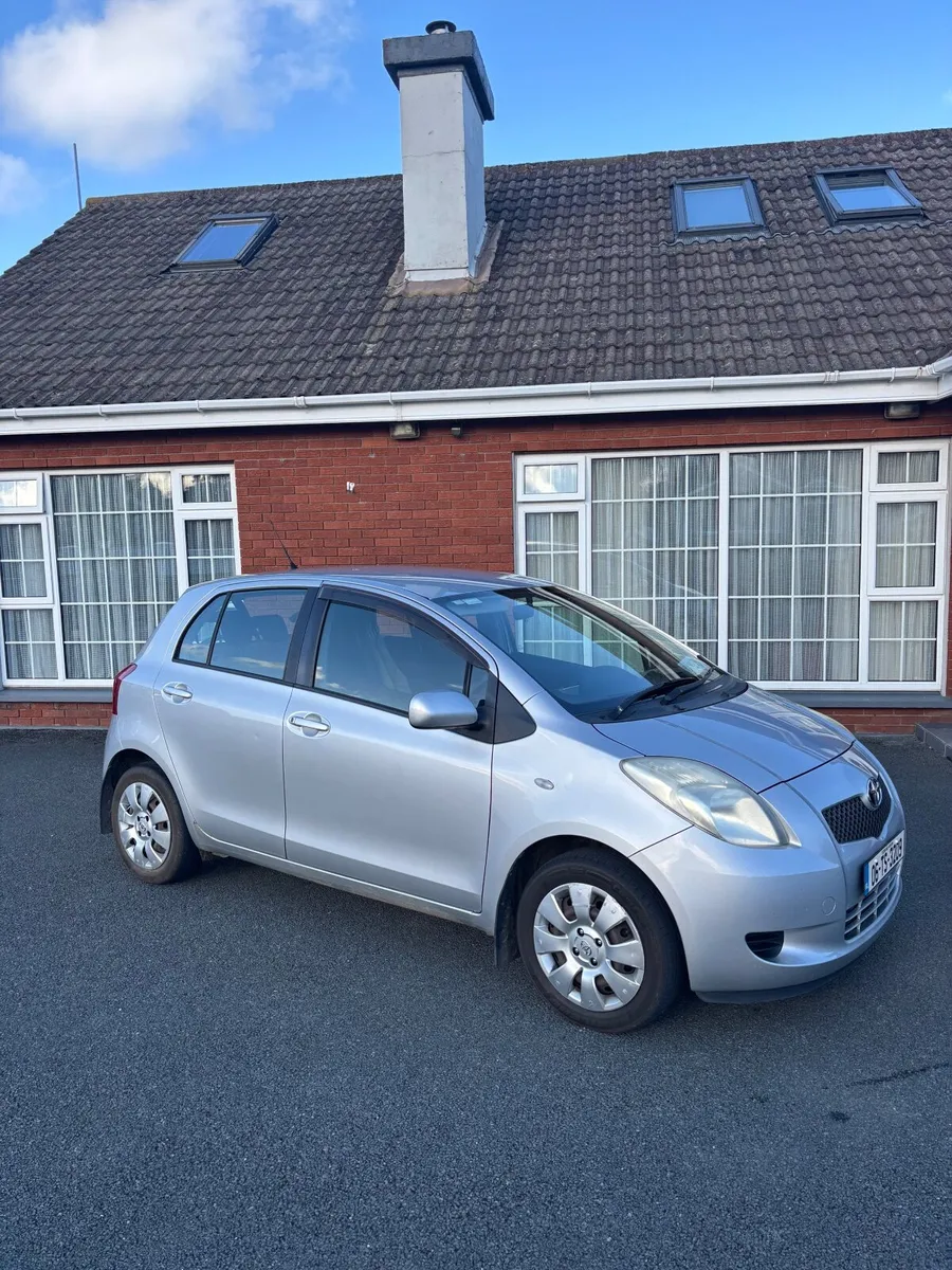 Toyota Yaris 2006 - Image 4