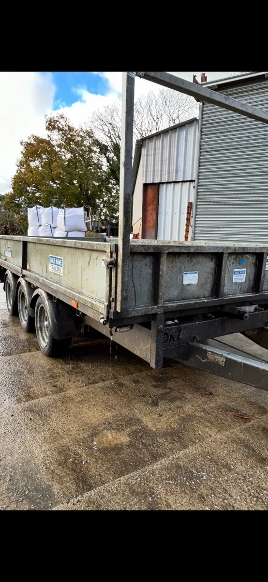 Flat trailer sold - Image 3