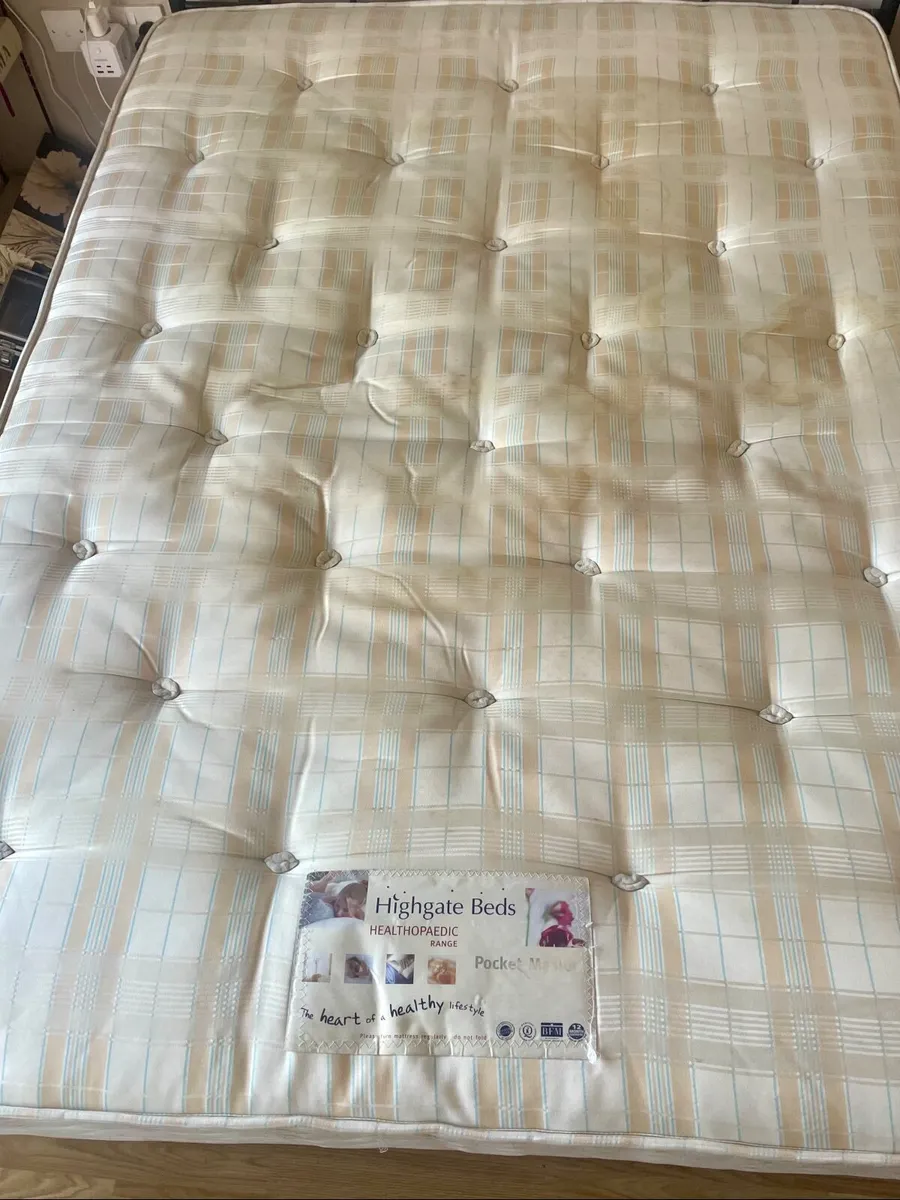 Double bed with mattress - Image 2