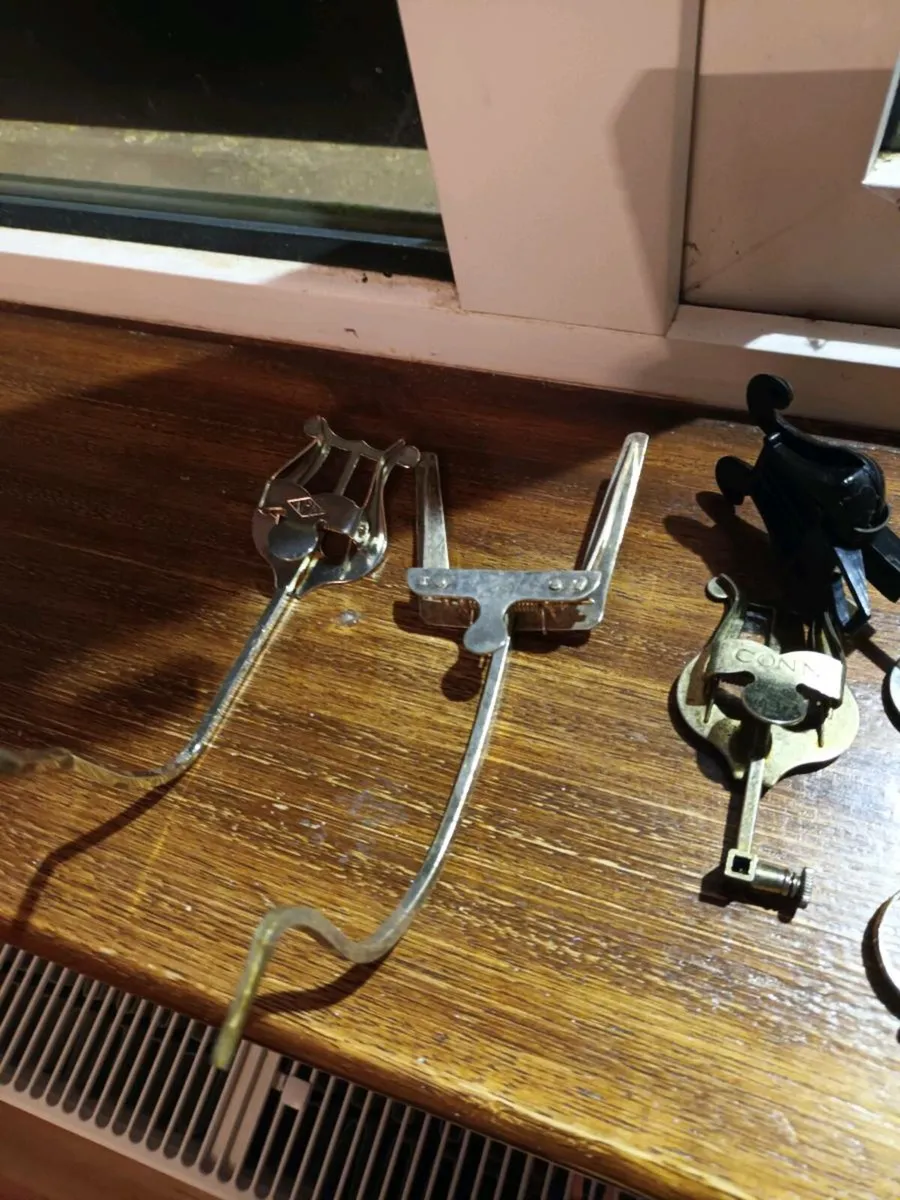 Miscellaneous Music lyres - Image 1