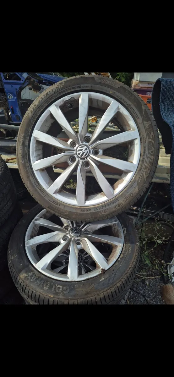 Selection of wheels and tyres - Image 3