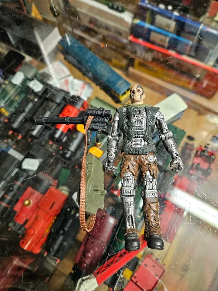 Terminator Figure - Image 1