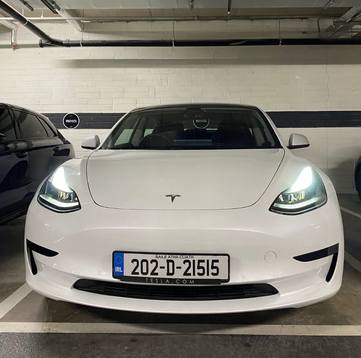 Tesla Model 3 - Image 2