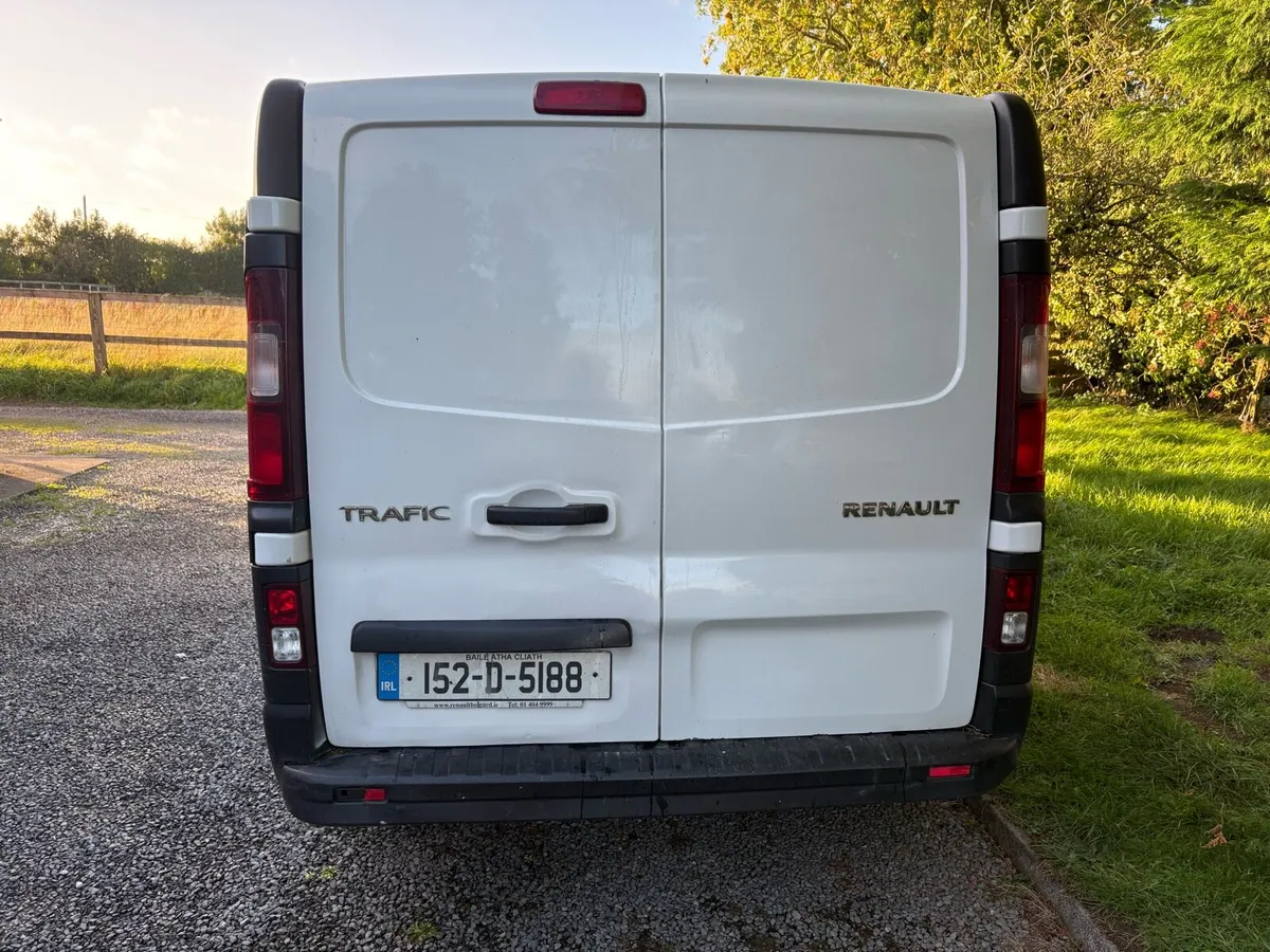 Renault trafic 2015 - Image 4