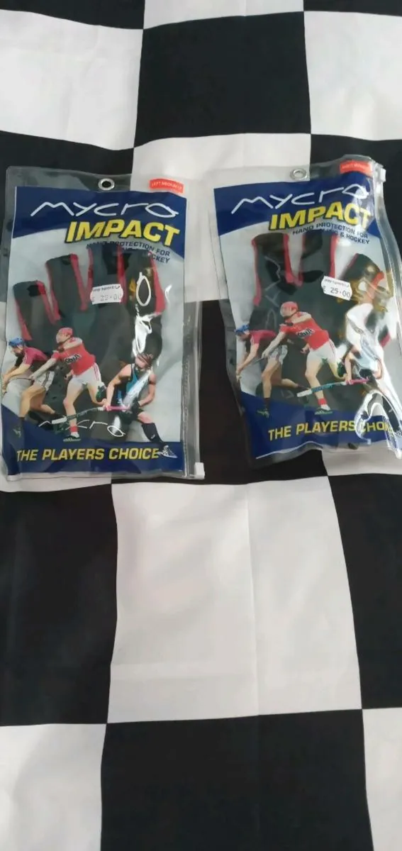 Sports gloves