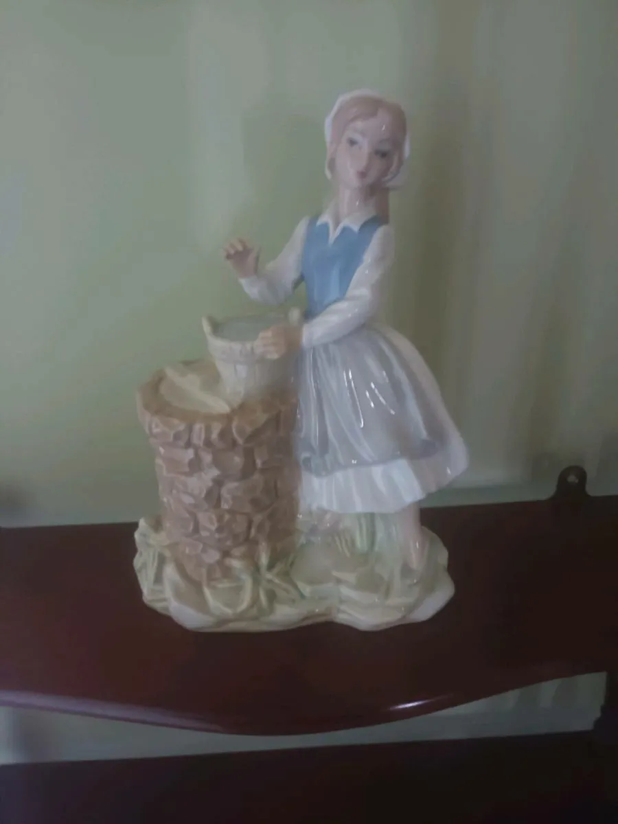 Tengra  Porcelain  Figurene/ Girl at a Well - Image 3