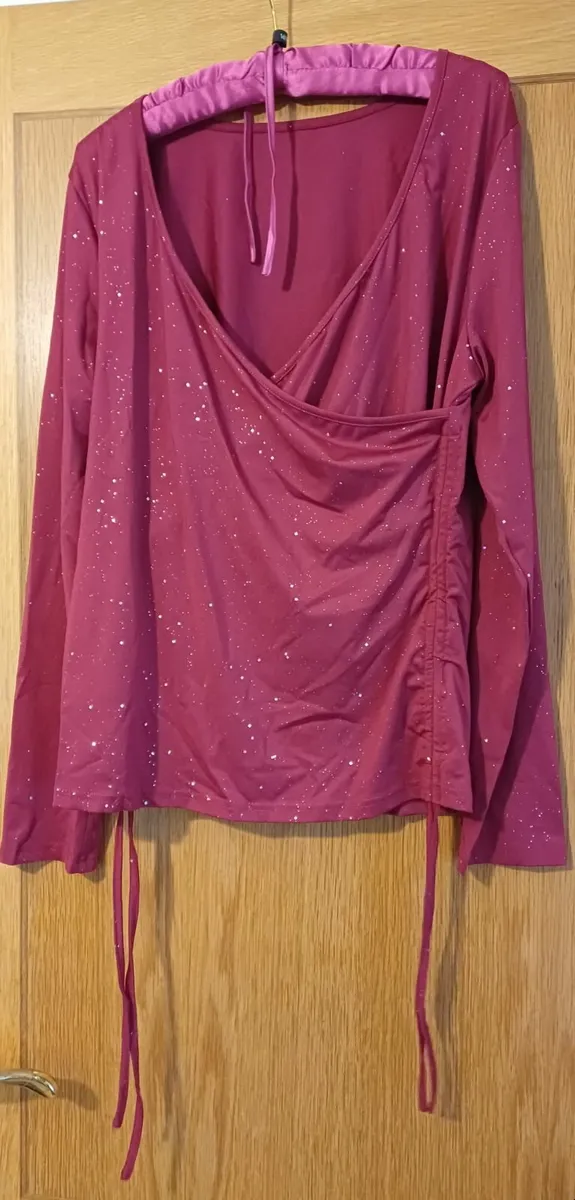 2 x Womens tops NEVER WORN. - Image 1