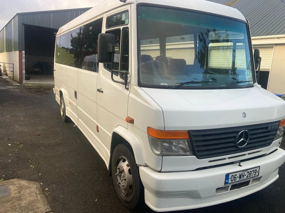 Mercedes vario 2006 - Image 1