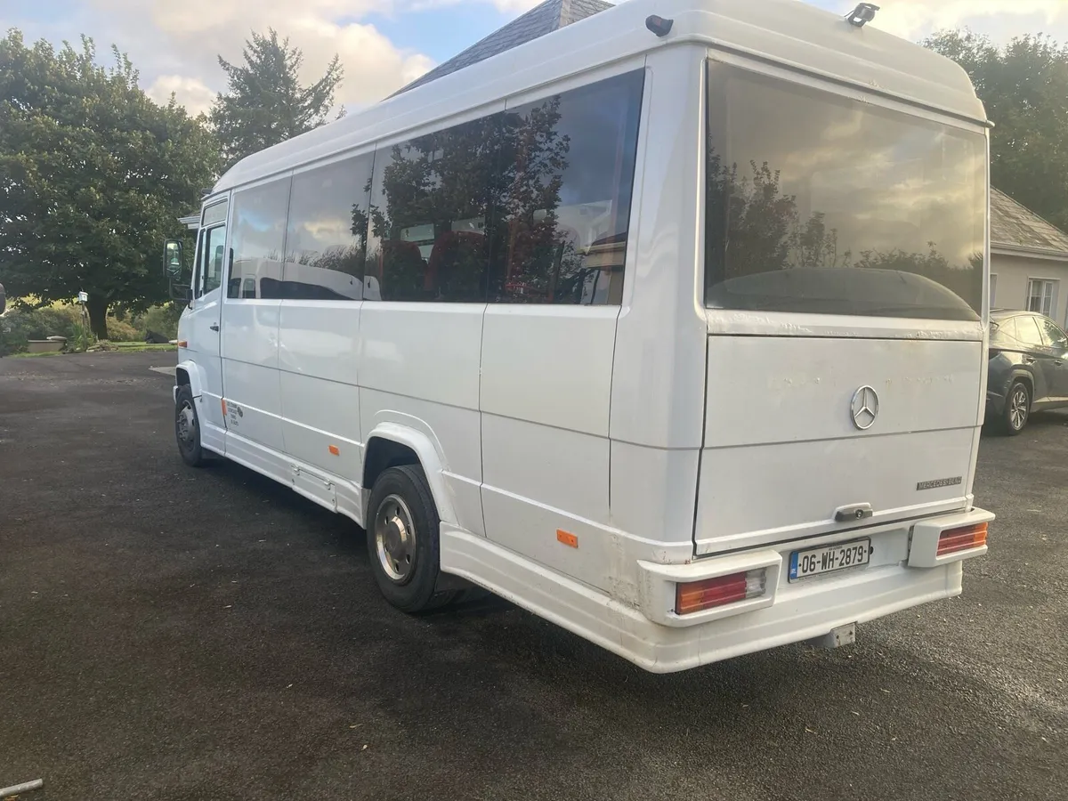 Mercedes vario 2006 - Image 3