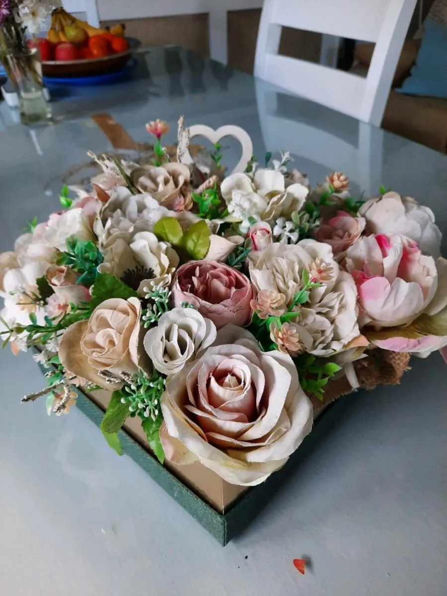 Boxed floral Arrangement - Image 3