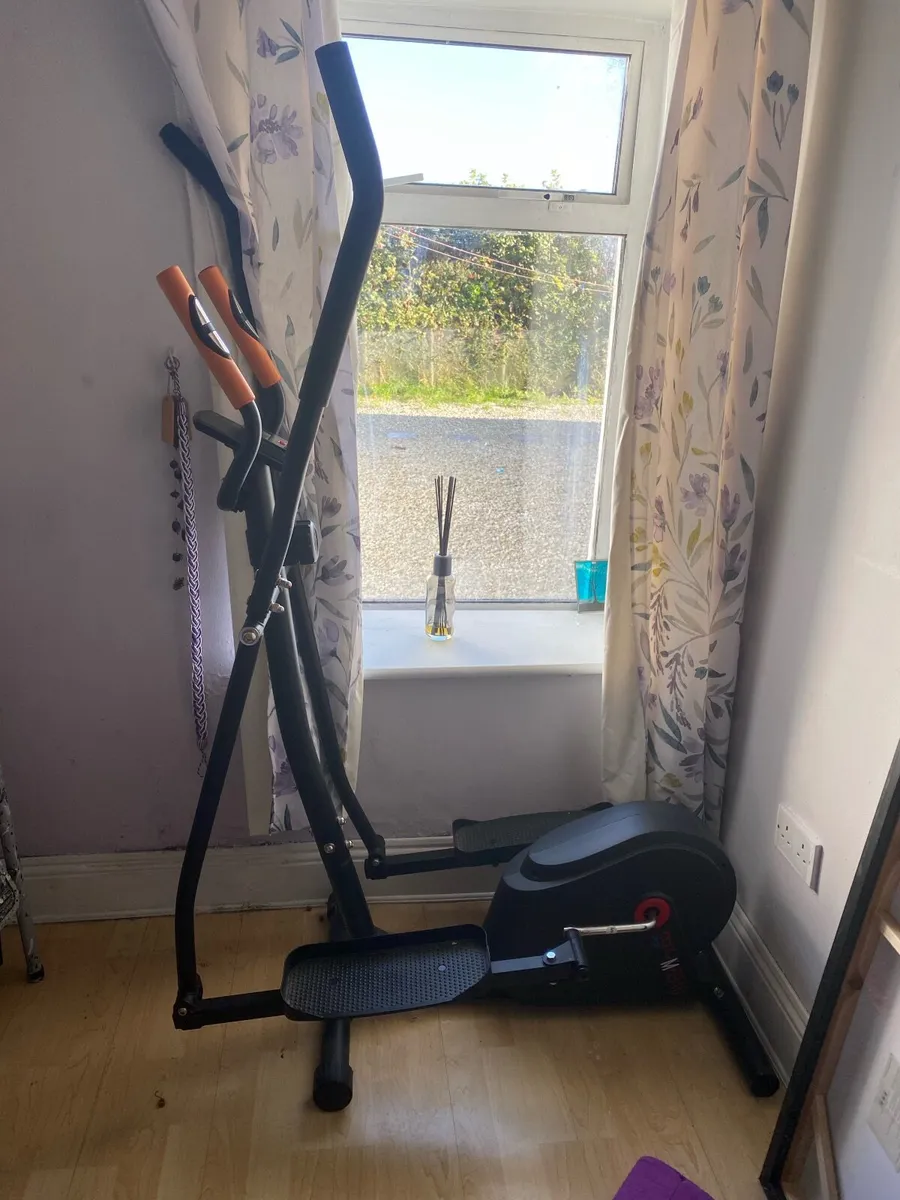 Elliptical trainer - Image 2