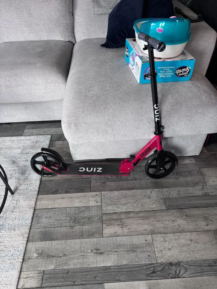 Scooter - Image 1