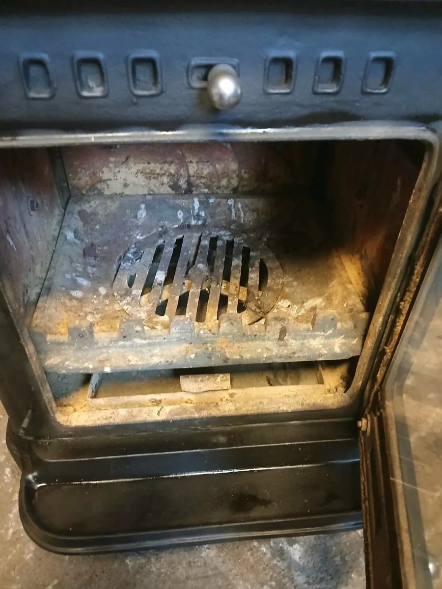 Henley kells stove - Image 2