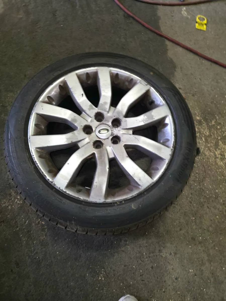 Wheels and tyres - Image 2