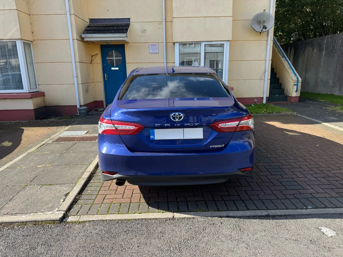2020 TOYOTA CAMRY2.5 Full SPECS Price fixed @18250 - Image 3