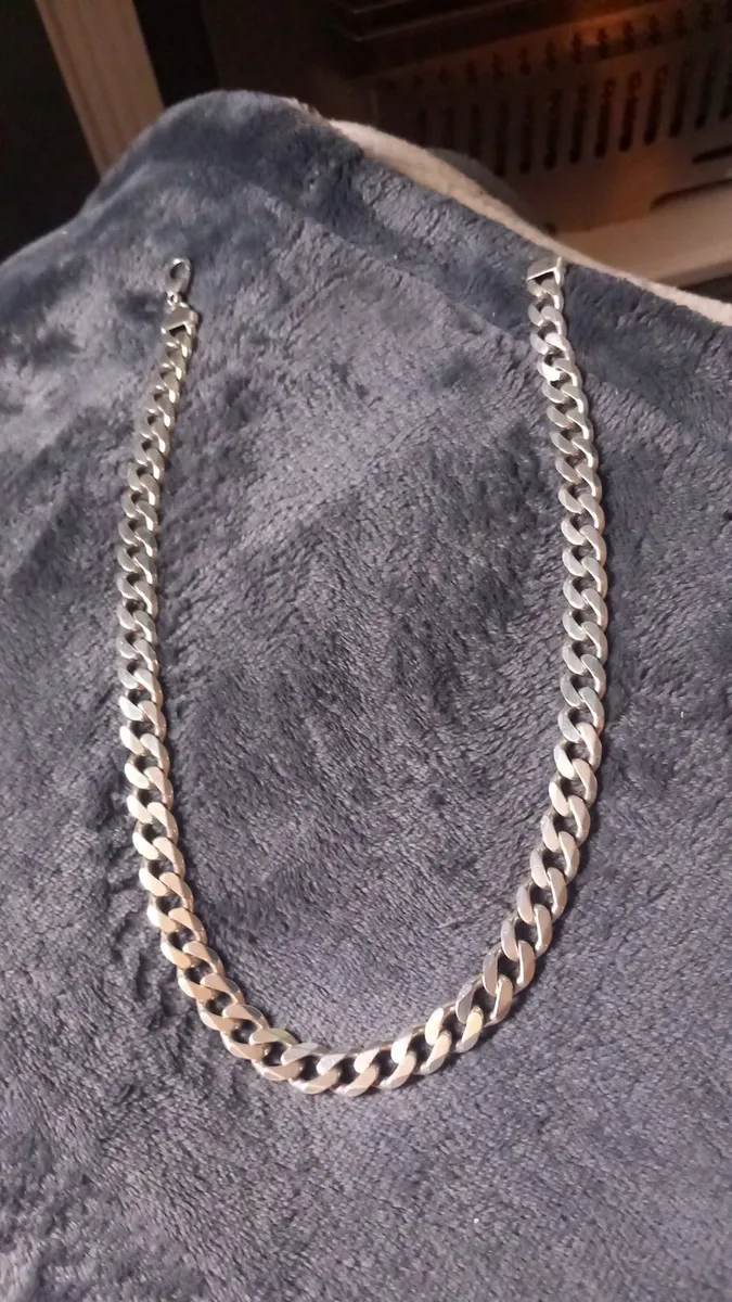 Silver curb chain heavy 94.2 gram weight - Image 1