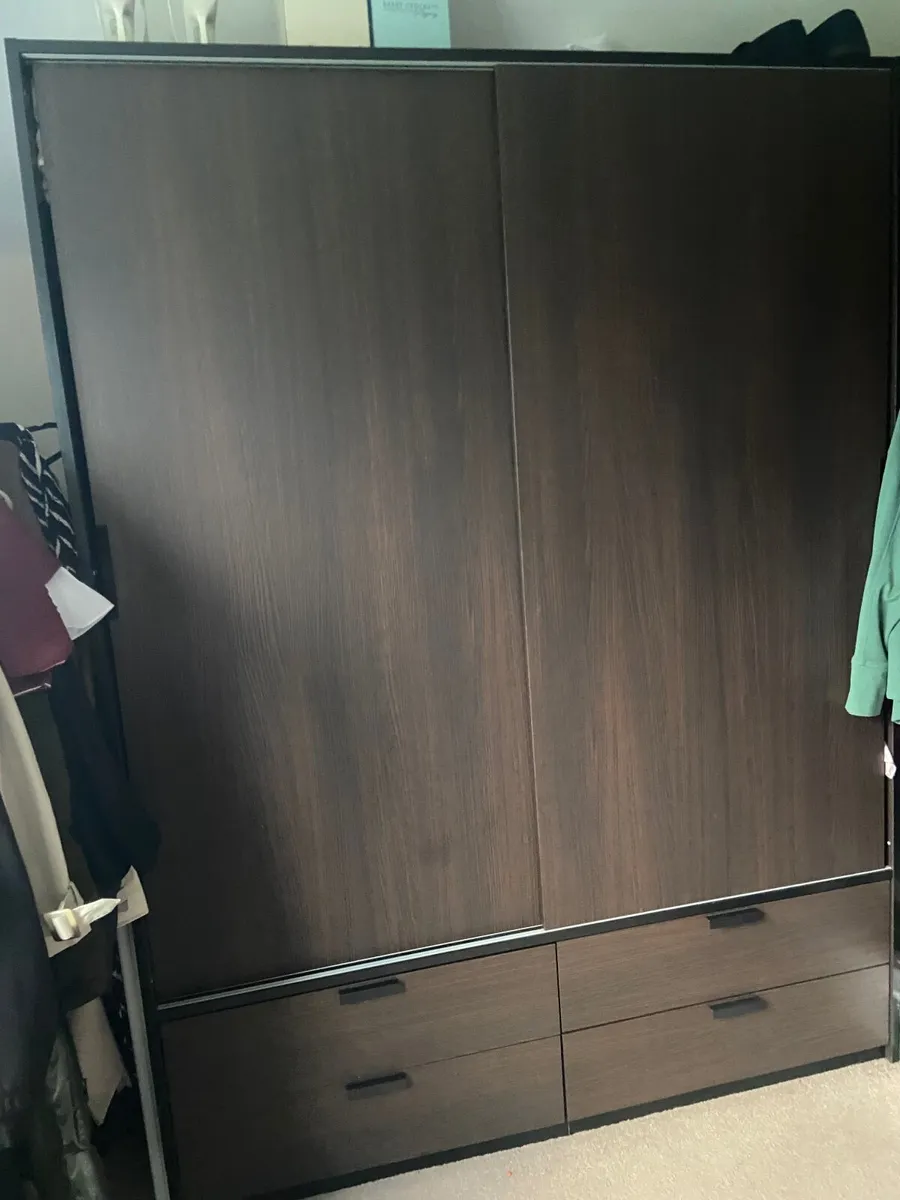 Wardrobe - Image 3