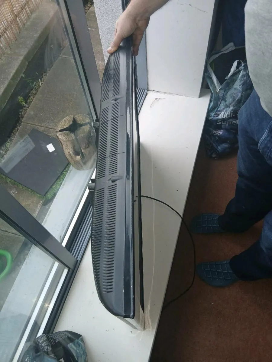 TV - Image 2