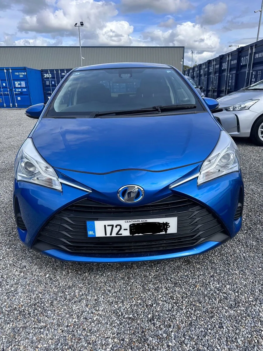 Toyota vitz hybird 20172 - Image 1