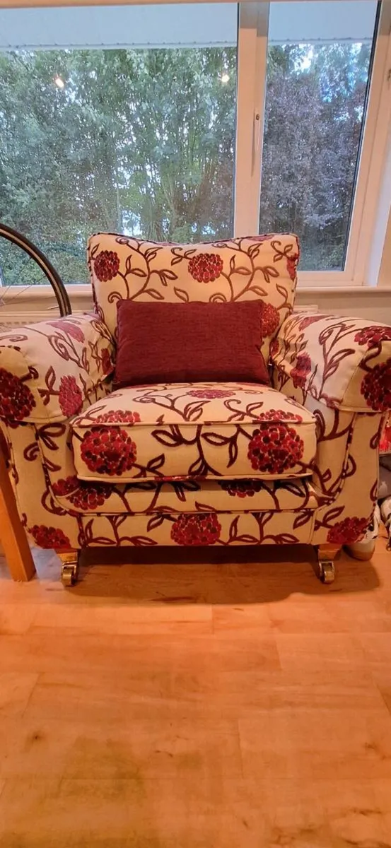 3 Seater Couch & Armchair - Image 2