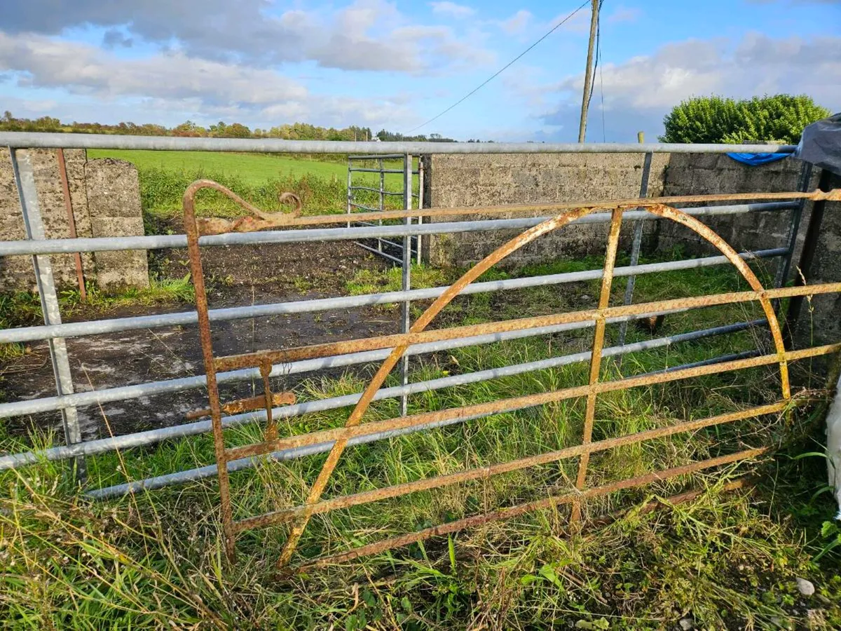 Farm gate