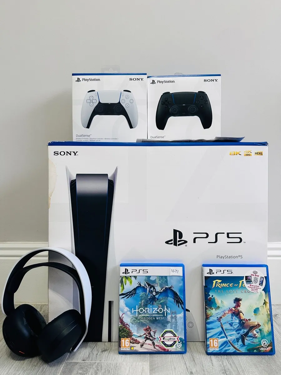 Sony PlayStation 5 console Disc edition with extra - Image 2