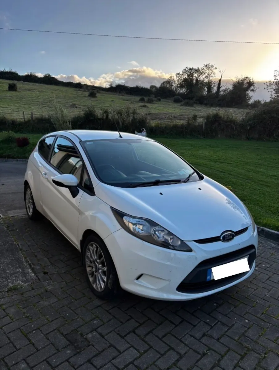 2012 Ford Fiesta Argento 1.25L Petrol - Image 2