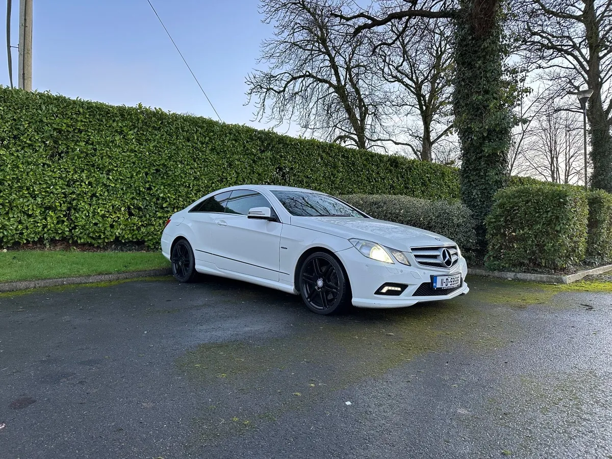 Mercedes-Benz E-Class Sport Coupe - Image 1