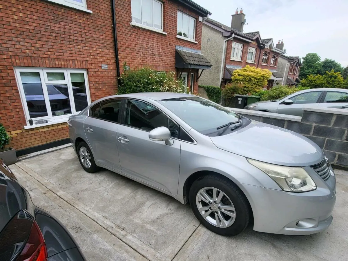 Toyota avensis - Image 1