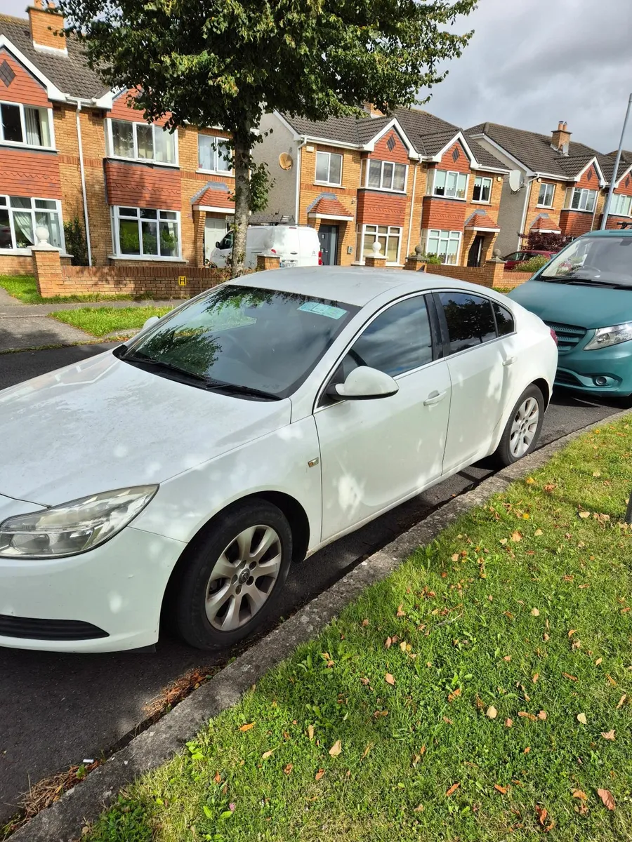 Vauxhall Insignia 2010 - Image 1