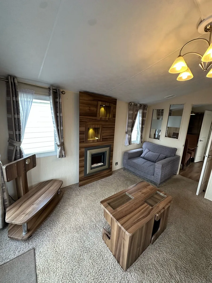 Willerby Winchester 38 x 12.6 / 3 Bed - Image 3