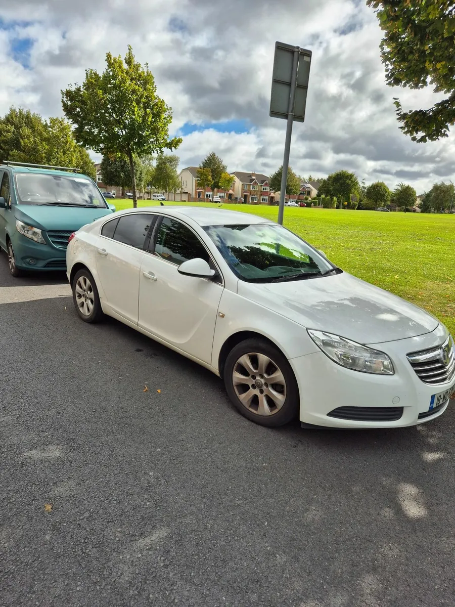 Vauxhall Insignia 2010 - Image 4