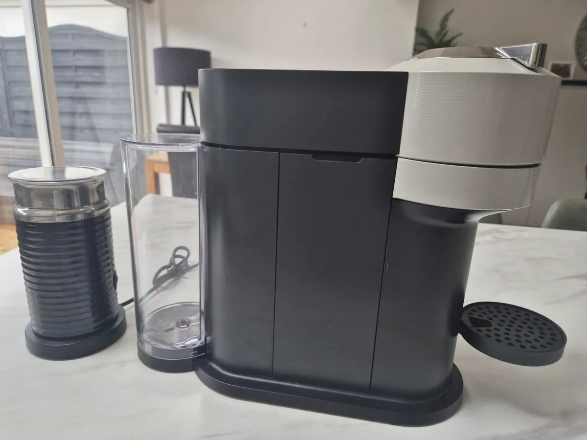 Nespresso Vertuo Coffee machine - Image 2