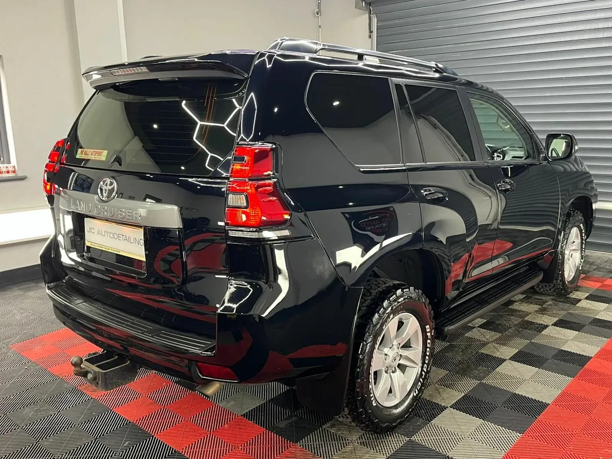 Toyota Land Cruiser 2022 - Image 3