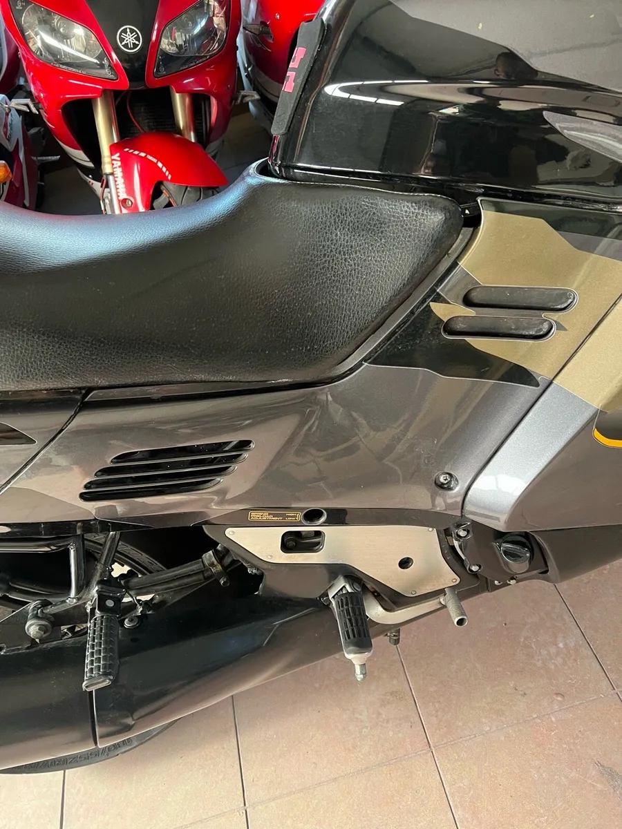Honda cbr1000f - very clean from Germany - Image 4