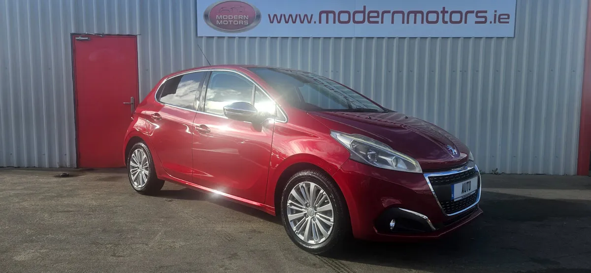 peugeot 208 auto 1.2 active plus low kms - Image 2