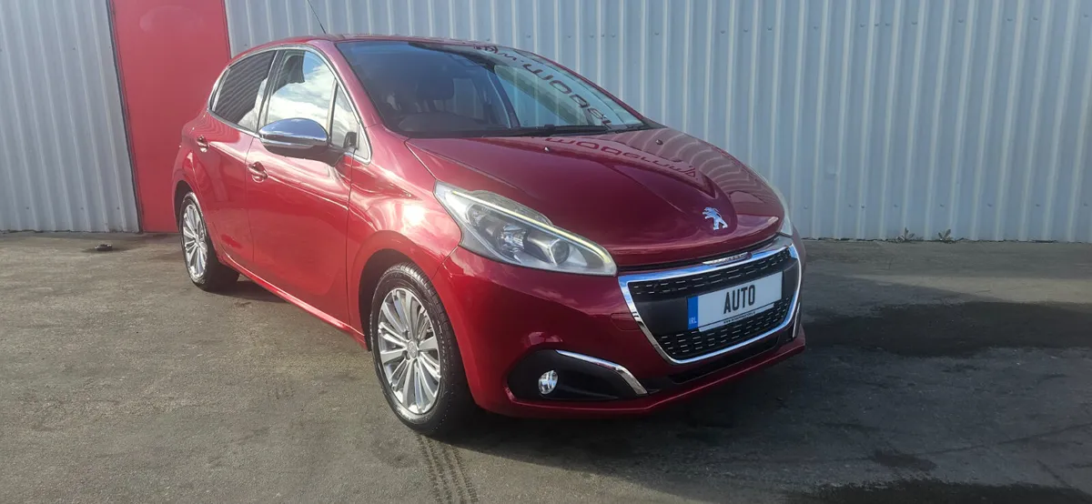 peugeot 208 auto 1.2 active plus low kms - Image 3