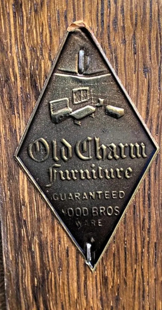 Old Charm Dresser - Image 2