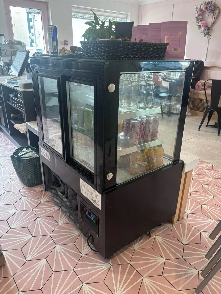 Display Fridge - Image 2