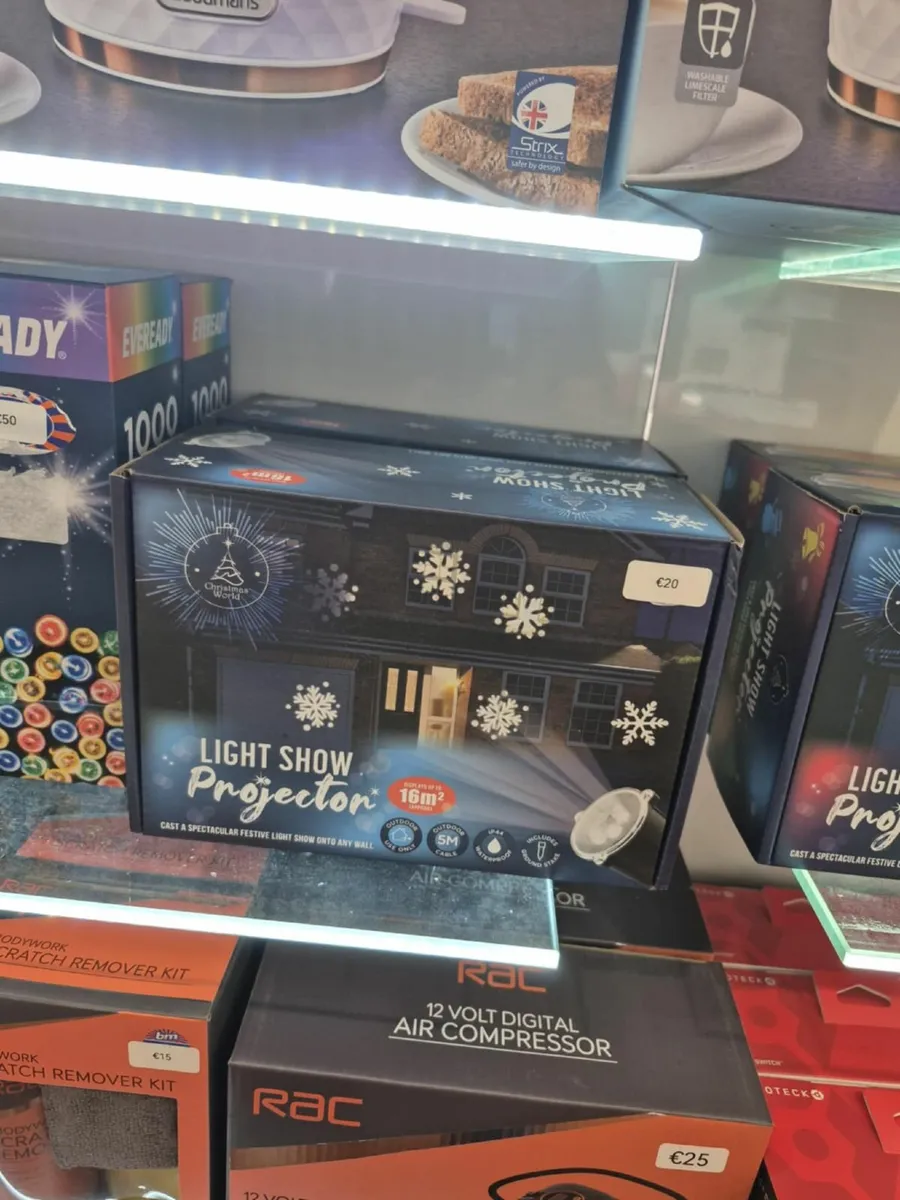 Christmas Lights & Items - Image 3