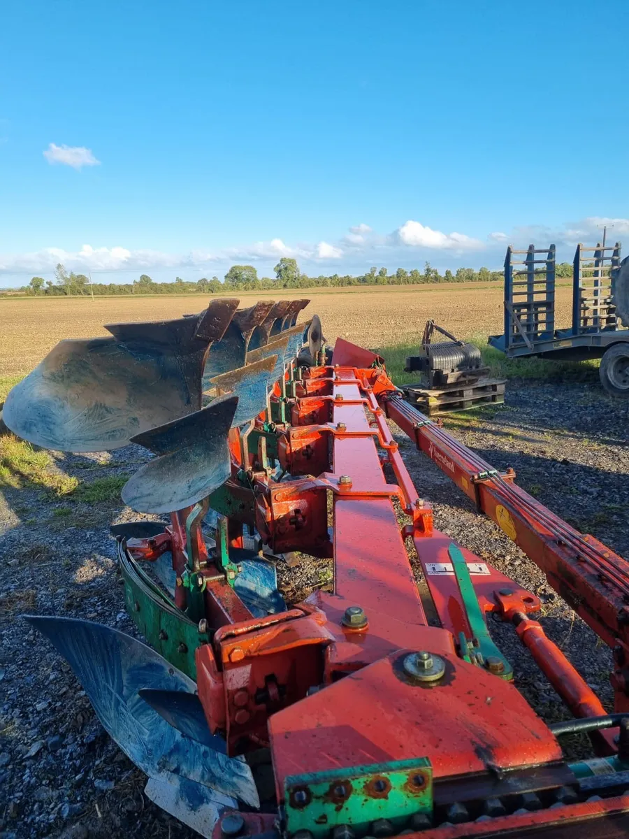 Farm machinery - Image 2