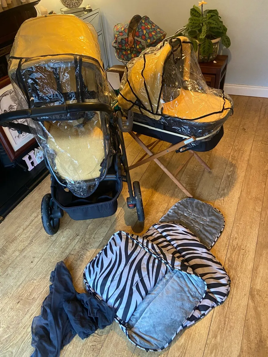 Uppababy multi Stroller. - Image 2